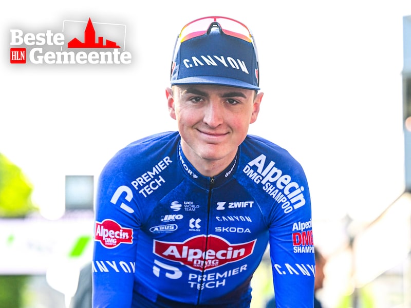 Emiel Verstrynge zoals we hem kennen: lachend op de fiets.