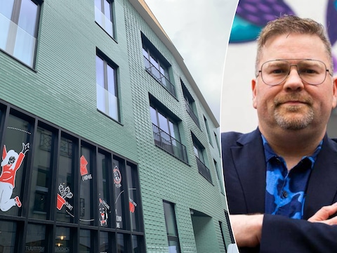 CIO Stein van Stichel van Upgrade Estate (rechts) ziet hoe een van zijn gebouwen wordt gehackt. 