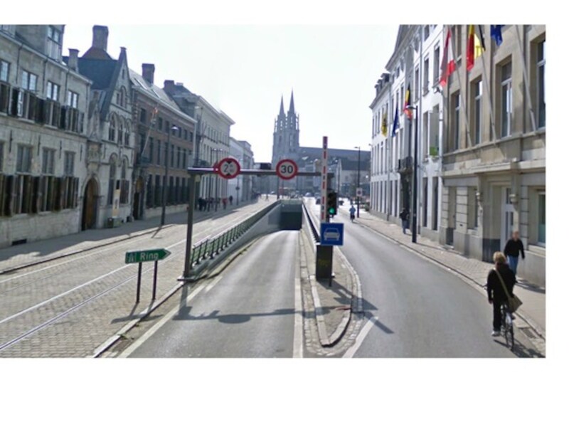 De ingang van de Gasthuistunnel.