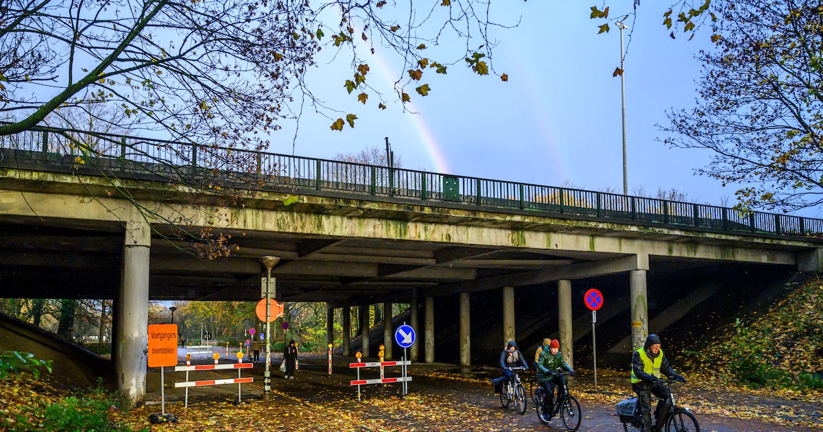 Belangrijke fietsverbinding aan Rivierenhof meer dan een maand afgesloten: wegdek en riolering Corne