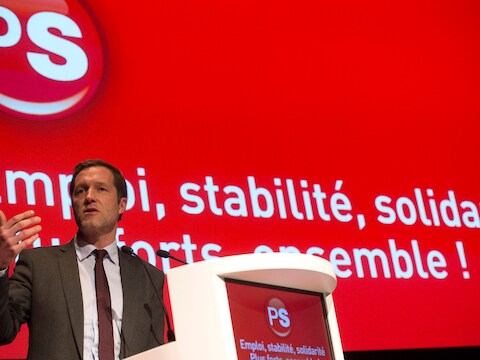 Met het plan wil Magnette werkloze schoolverlaters aan een job en de nodige ervaring helpen om daarna gemakkelijker de opstap naar de arbeidsmarkt te kunnen maken.