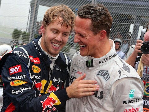 Vettel en Schumacher (r).
