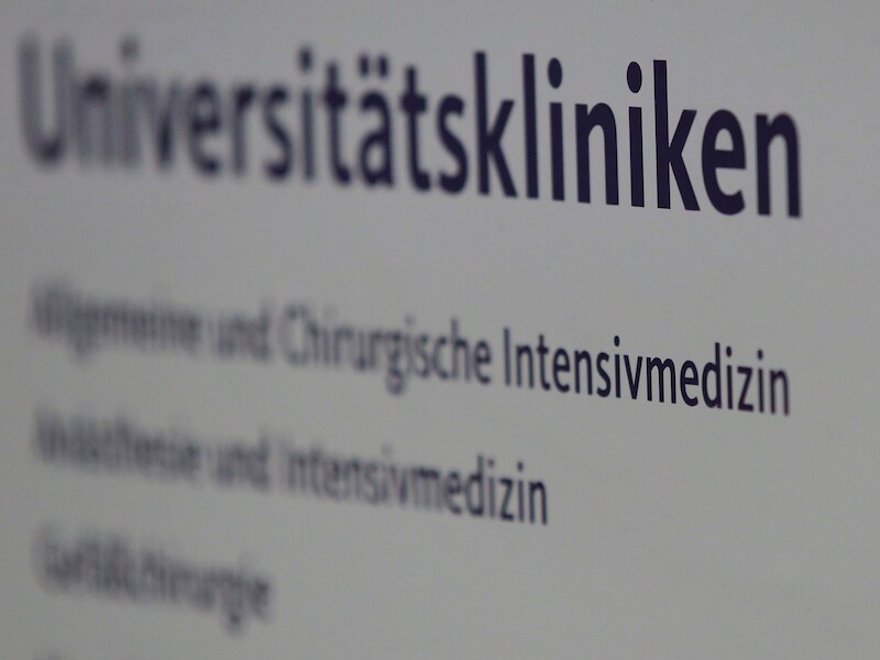 Prins Friso ligt nog altijd in levensgevaar in het ziekenhuis in Innsbruck.