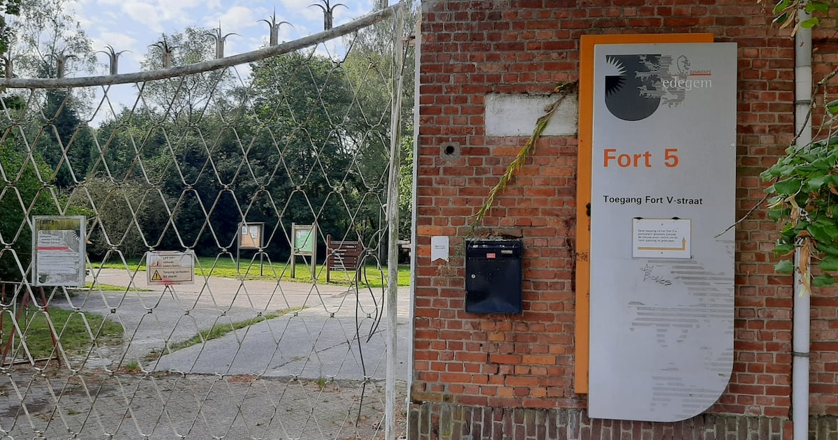 Van kruitkamer tot kanonkelder: erfgoedgidsen openen deuren van Fort 5 in Edegem