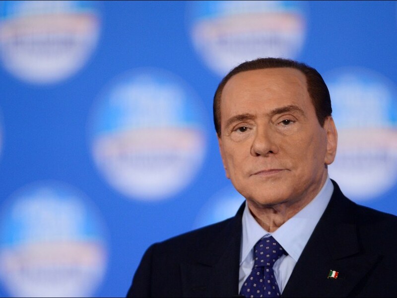 De veroordeling van gisteren is een bittere pil voor Berlusconi.