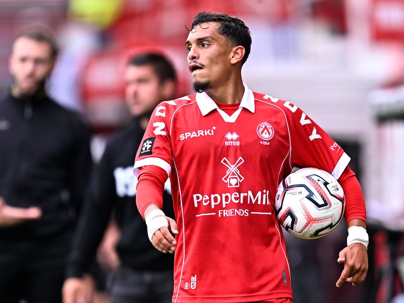 “Niet leuk om zo aan competitie te beginnen”: Nayel Mehssatou en KV Kortrijk blijven opnieuw met lege handen achter
