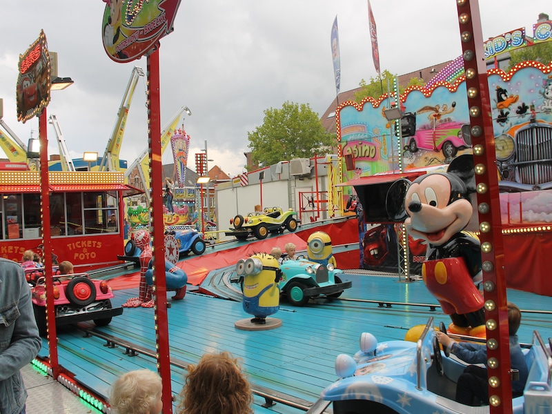 Izegem Kermis palmt met 27 attracties tien dagen lang centrum in