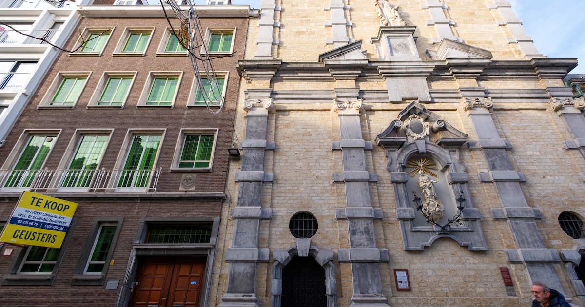 Kerk en klooster in hartje Mechelen te koop na vertrek jezuïeten: “Uitzonderlijke mogelijkheden voor