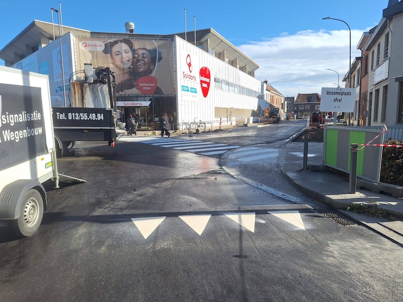 De Oosterlaan is sinds donderdag opnieuw open voor het verkeer