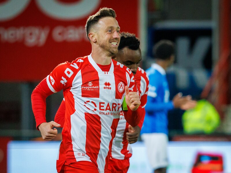 “Ook voor Beerschot staat er druk op de ketel”: Brecht Dejaegere en KV Kortrijk stomen zich klaar voor zespuntenwedstrijd