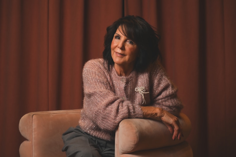 Kim Van Oncen en mama Karin over moederschap, chaos en kangoeroewonen: “We  zijn elkaars rots, elke dag opnieuw” | BV | HLN.be