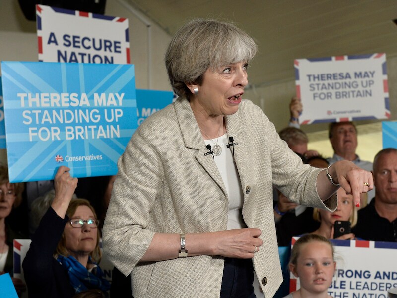 Premier Theresa May tijdens een campagnemeeting gisteren.