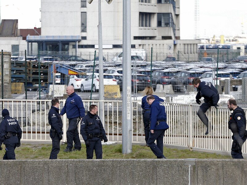 Archiefbeeld van een politieactie in de haven van Zeebrugge.
