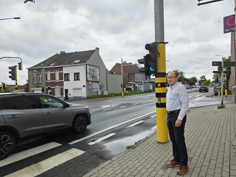 Geen enkel verkeerslicht in Geraardsbergen heeft auditieve signalisatie voor blinden en slechtzienden