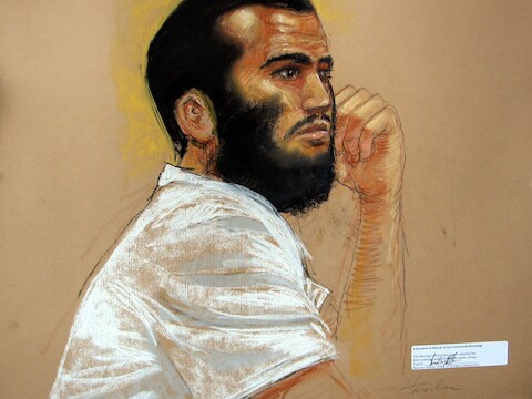 De nu 23-jarige Omar Khadr, getekend in de rechtbank.