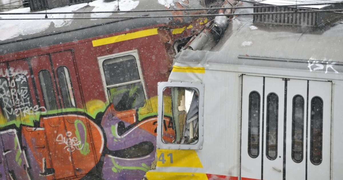 Treinchauffeurs herdenken ramp Buizingen door 19 minuten halt te houden ...