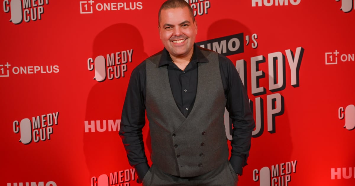 Extra voorstelling best of 10 years comedy van Yannick Noben