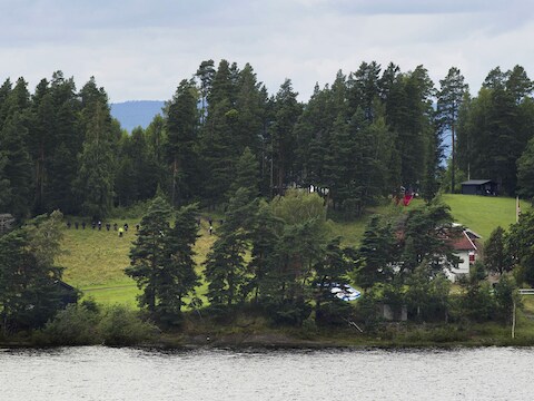 Utoya, waar Anders Behring Breivik een ware slachtpartij hield.
