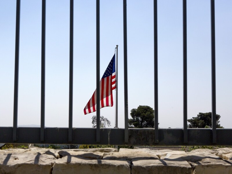 Amerikaanse consulaten in gevaarlijke gebieden werden gesloten.
