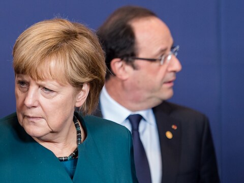 Krijgen Merkel (L) en Hollande (R) de neuzen vandaag wel in dezelfde richting?