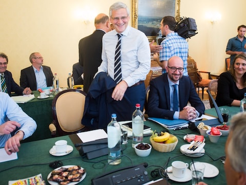 De onderhandelaars zitten vandaag voor het eerst samen om een federale regering te vormen.