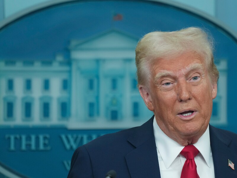 Trump legt schuld voor crash in Washington bij diversiteitsprogramma Biden en Obama