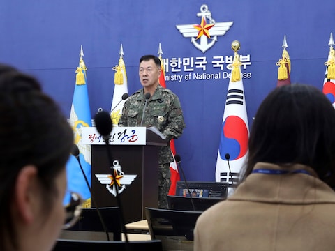 De Zuid-Koreaanse legertop waarschuwt Noord-Korea de voorbereidingen voor de lancering van een spionagesatelliet te staken.