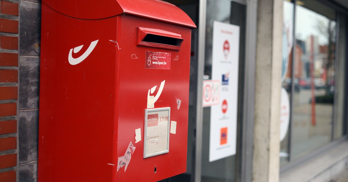 Rode brievenbus van Bpost verplaatst van Tramstraat naar Meersstraat ...