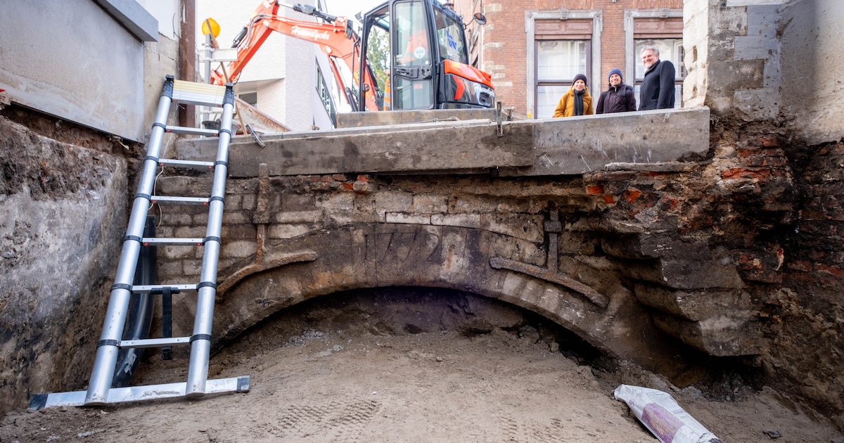 Sint-Katelijnestraat een week lang afgesloten voor laatste werken aan vliet: brug uit 1772 zal zicht