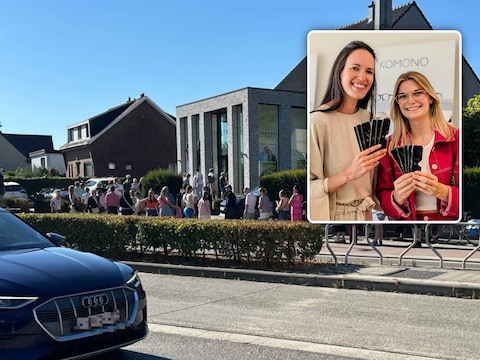 Het is druk in Aalst voor eclipsbrillen., Inzet: Lynn (links) van Lynettes Optiek.