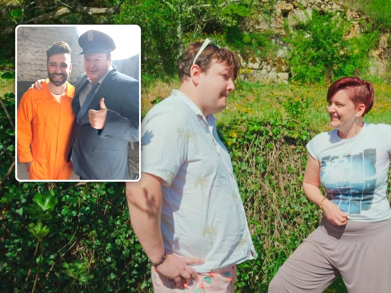 “Veel bekende acteurs lopen naast hun schoenen”: Mike uit ‘B&B zoekt lief’ speelde in tal van films, reeksen én clip van Metejoor