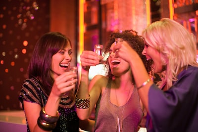“Europa moet hogere belastingen opleggen om consumptie van alcohol te verminderen”
