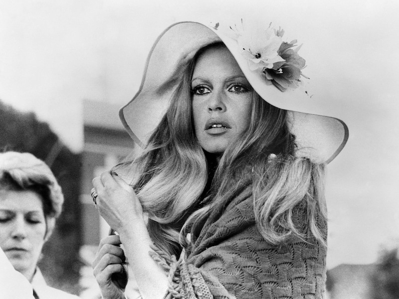 Persoonlijke bezittingen van Brigitte Bardot, zelfs haar ondergoed, gaan onder de hamer. 