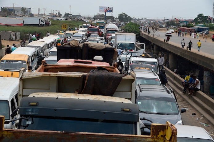 Afrika wil onze versleten auto's niet meer hebben | Mobiliteit | hln.be