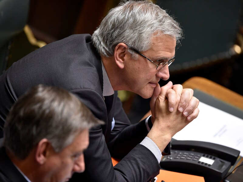 Kris Peeters in het parlement vandaag.