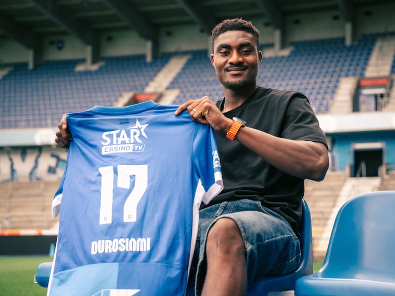 Recordaankoop van Racing Genk is officieel: Limburgers leggen 10,5 miljoen euro op tafel voor Nigeriaanse spits Rafiu Durosinmi