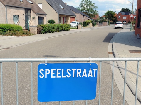 Speelstraten laten toe dat kinderen veilig op straat kunnen spelen.