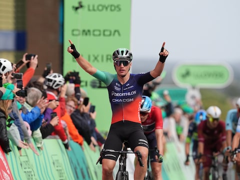 De rollen omgedraaid in de Tour of Britain: deze keer is Olav Kooij sneller dan Tim Merlier