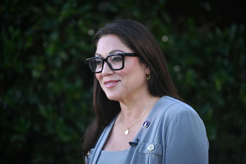 De Amerikaanse minister van Arbeid Lori Chavez-DeRemer stapt op.