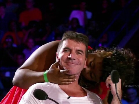 Simon Cowell aan het werk als jurylid in X-Factor.