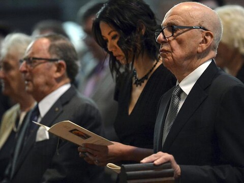 Mediamagnaat Rupert Murdoch en zijn echtgenote Wendi Deng.