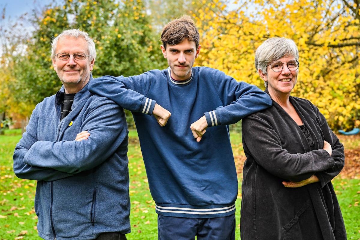 Op bezoek bij de ouders van 'Slimste mens'-revelatie Felix Heremans: “Jaren  kampte hij met woedeaanvallen, nu is hij een rolmodel” | Showbizz | HLN.be