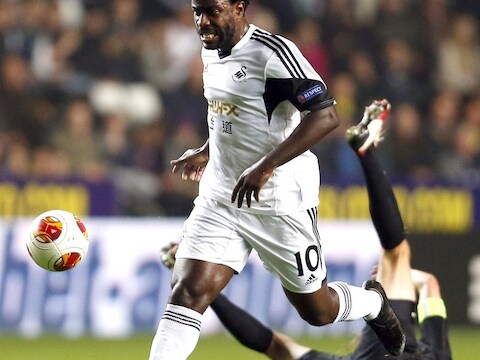 Wilfried Bony was betrokken bij de winnende goal van Swansea.