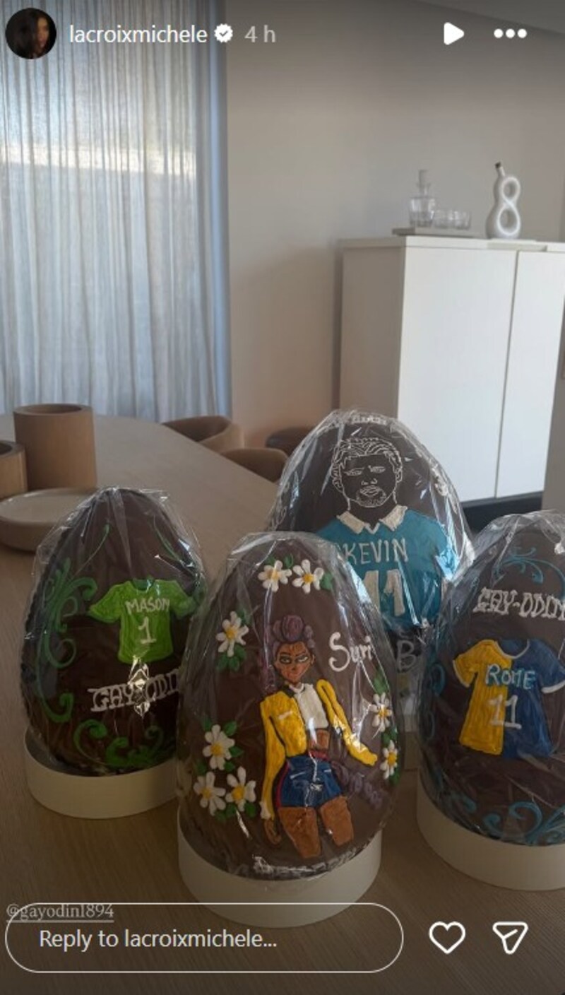 De gepersonaliseerde paaseitjes van de familie De Bruyne. 