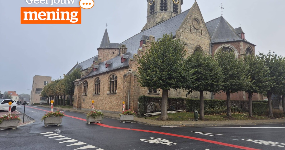 “Onlogisch”: dit vinden jullie van de knip aan de kerk van Pittem ...