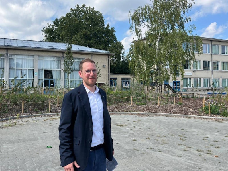 De nieuwe schooldirecteur van GO! Middenschool Voskenslaan: Kjel Vanhonacker.