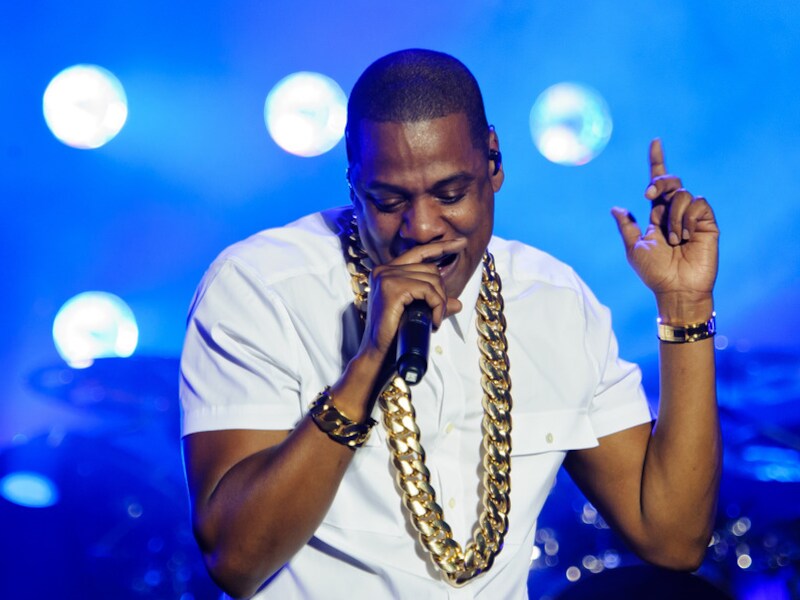 Jay-Z zaterdag tijdens een optreden in Londen.
