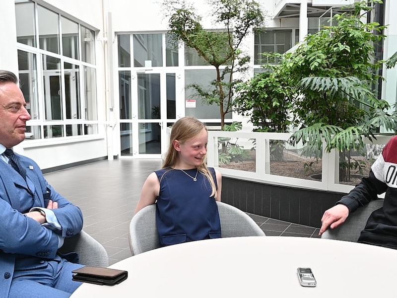 Zoon van Bart De Wever: “Jij bent gewoon een puber!”