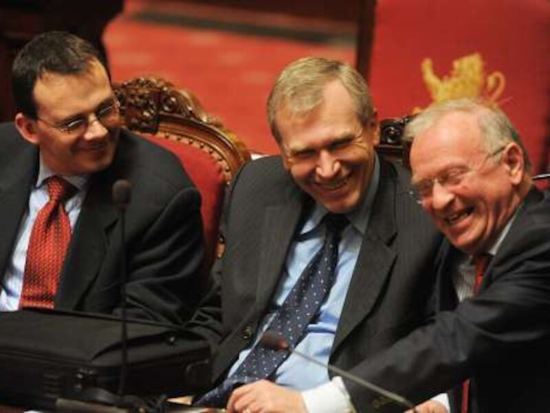 Yves Leterme naast Wouter Beke en Luc Van Den Brande.