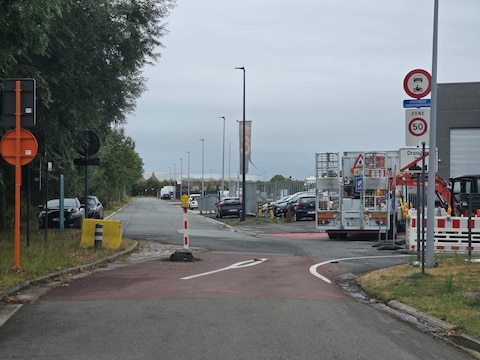 Door de werken in Booiebos rijden volgens buurtbewoners opnieuw vrachtwagens door de woonwijk.  
